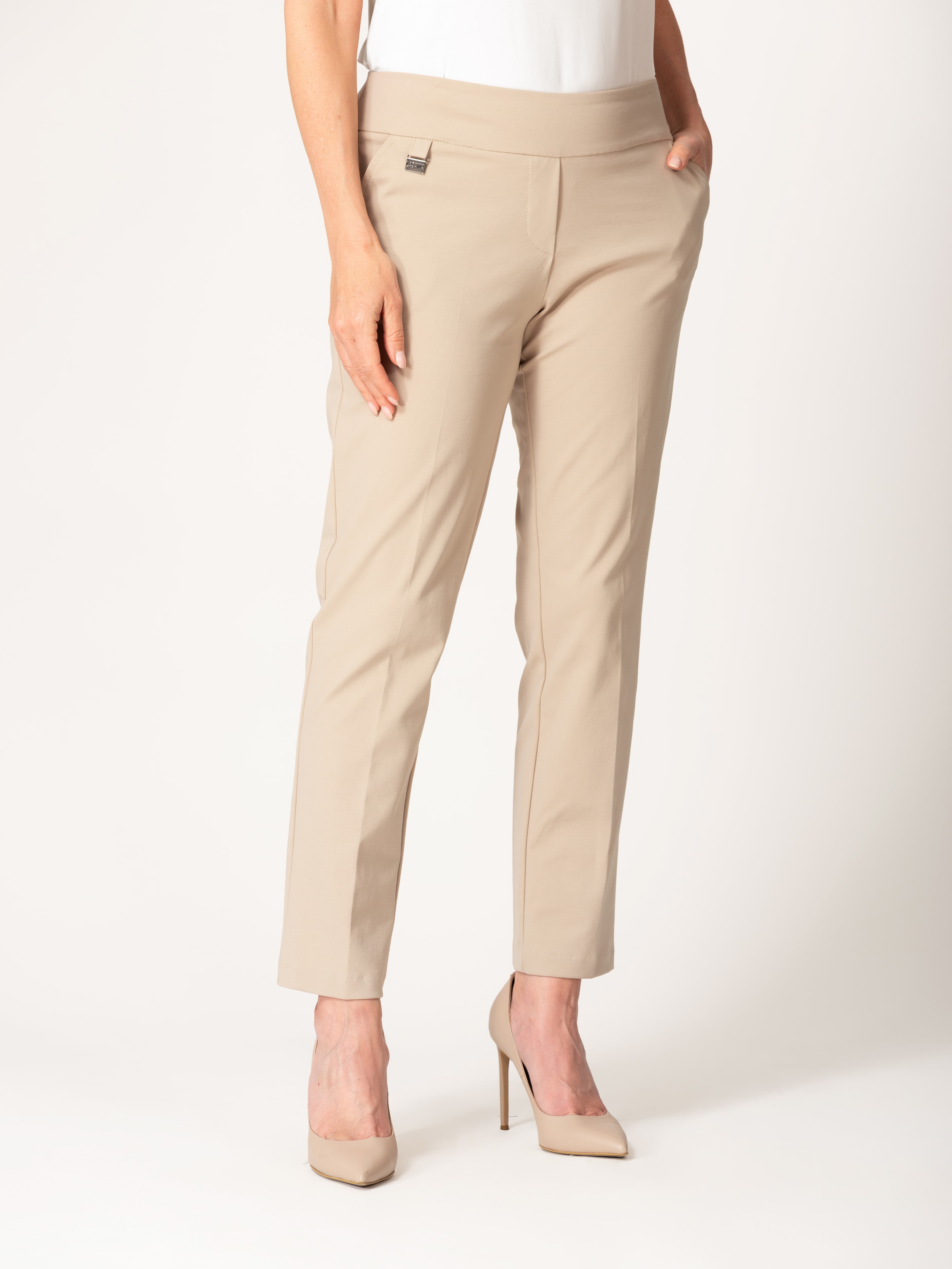 Lasania Style 703-A — women's wholesale ankle pant, Regular & Petite, Made in Canada